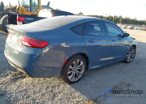 2015 Chrysler 200 S z USA, uszkodzony, nr VIN 1C3CCCBB0FN613711